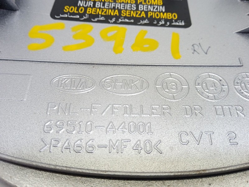 Recambio de tapa exterior combustible para kia carens iv van (a4) crdi referencia OEM IAM 69510A4001  
