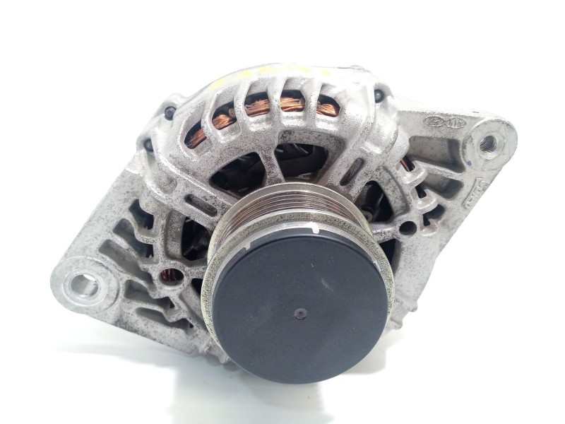 Recambio de alternador para kia carens iv van (a4) crdi referencia OEM IAM 373002B910  2625573