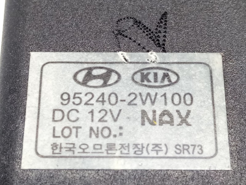 Recambio de modulo electronico para kia carens iv van (a4) crdi referencia OEM IAM 952402W100  