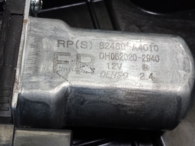 Recambio de elevalunas delantero derecho para kia carens iv van (a4) crdi referencia OEM IAM 18A300242 82480A4300 82460A4010