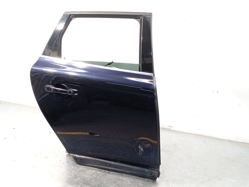 Recambio de puerta trasera derecha para volvo xc60 2.4 diesel cat referencia OEM IAM 31402418  