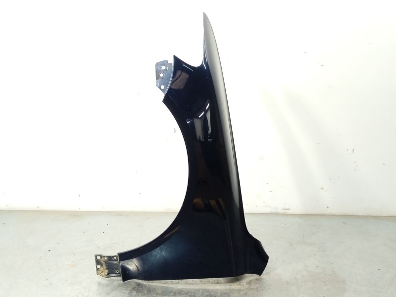 Recambio de aleta delantera izquierda para volkswagen touareg (7la) 2.5 tdi referencia OEM IAM 7L6821101K  