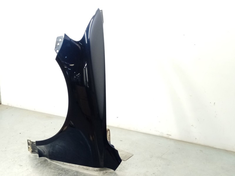 Recambio de aleta delantera izquierda para volkswagen touareg (7la) 2.5 tdi referencia OEM IAM 7L6821101K  