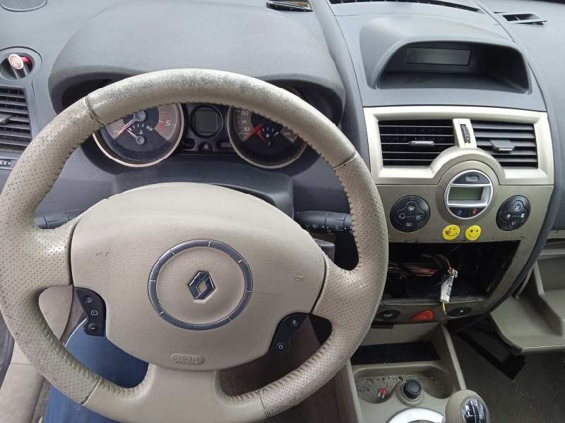 renault megane ii berlina 5p del año 2006