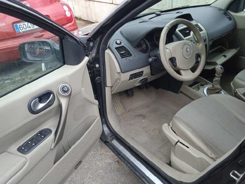 renault megane ii berlina 5p del año 2006