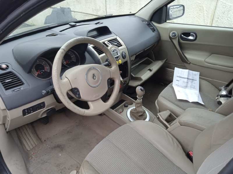 renault megane ii berlina 5p del año 2006