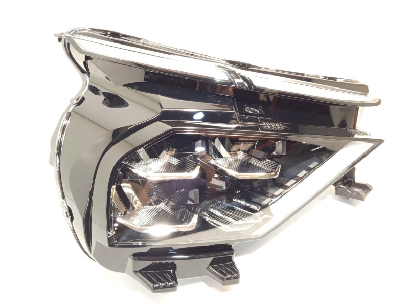 Recambio de faro derecho para citroën c4 iii 1.2 referencia OEM IAM 9830649280  