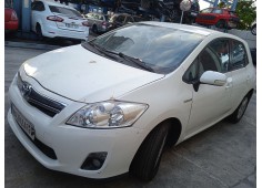 TOYOTA AURIS (_E15_)