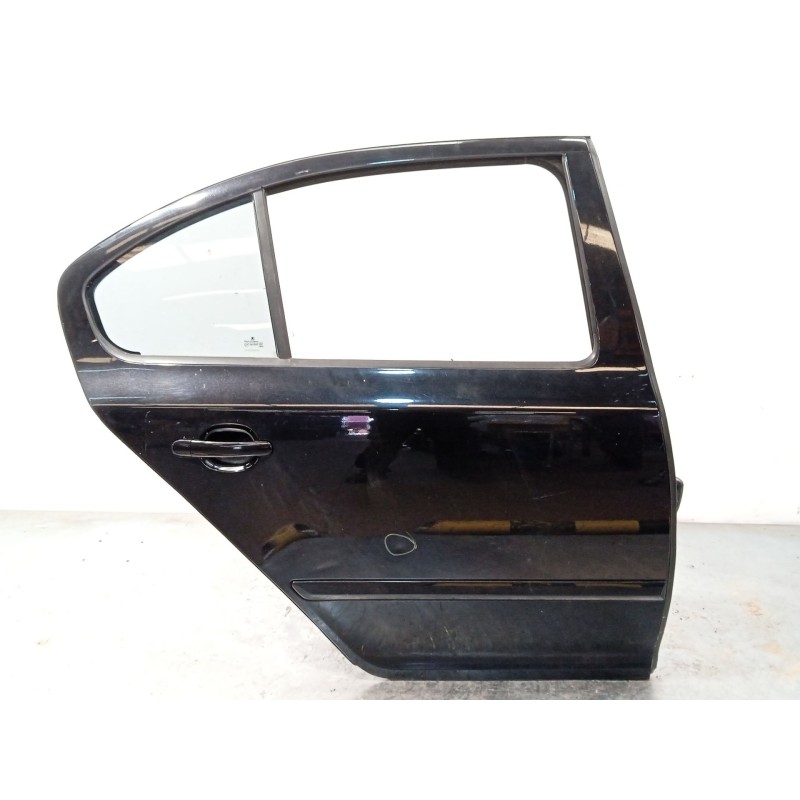 Recambio de puerta trasera derecha para skoda octavia berlina (1z3) rs referencia OEM IAM 1Z5833056  