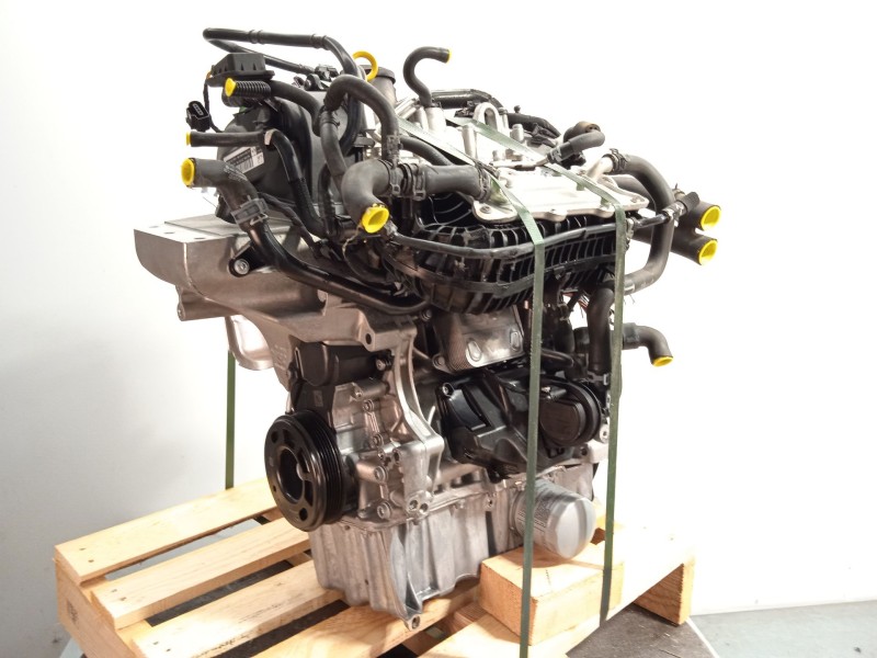 Recambio de motor completo para skoda fabia 1.0 tsi referencia OEM IAM DKL  