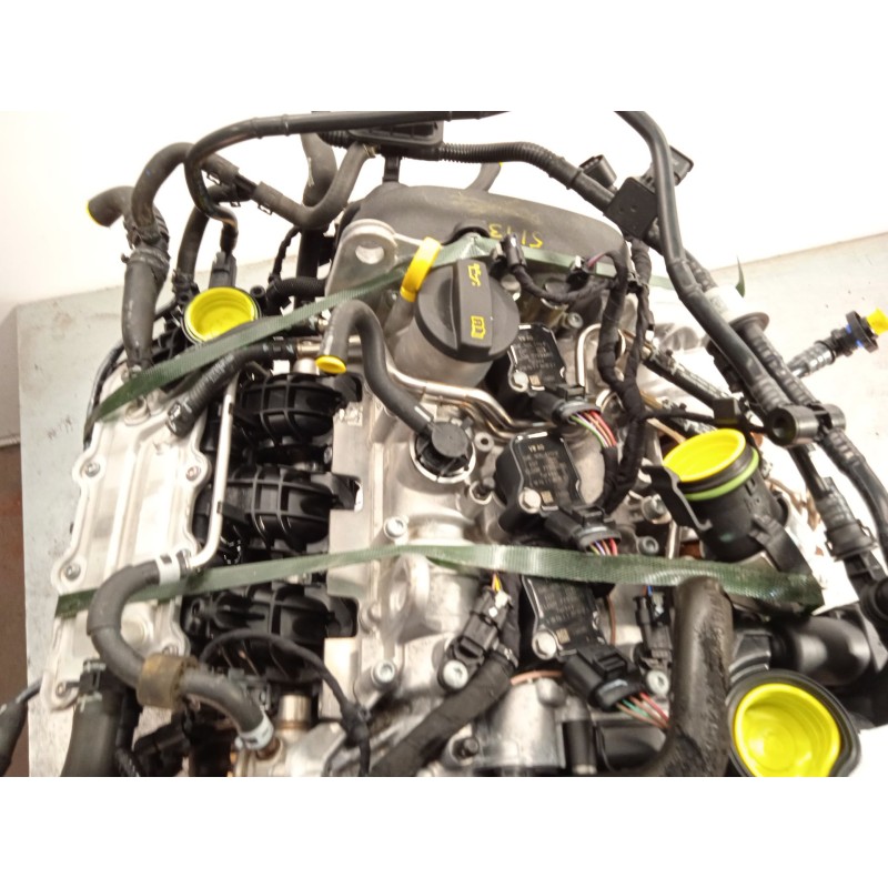 Recambio de motor completo para skoda fabia 1.0 tsi referencia OEM IAM DKL  