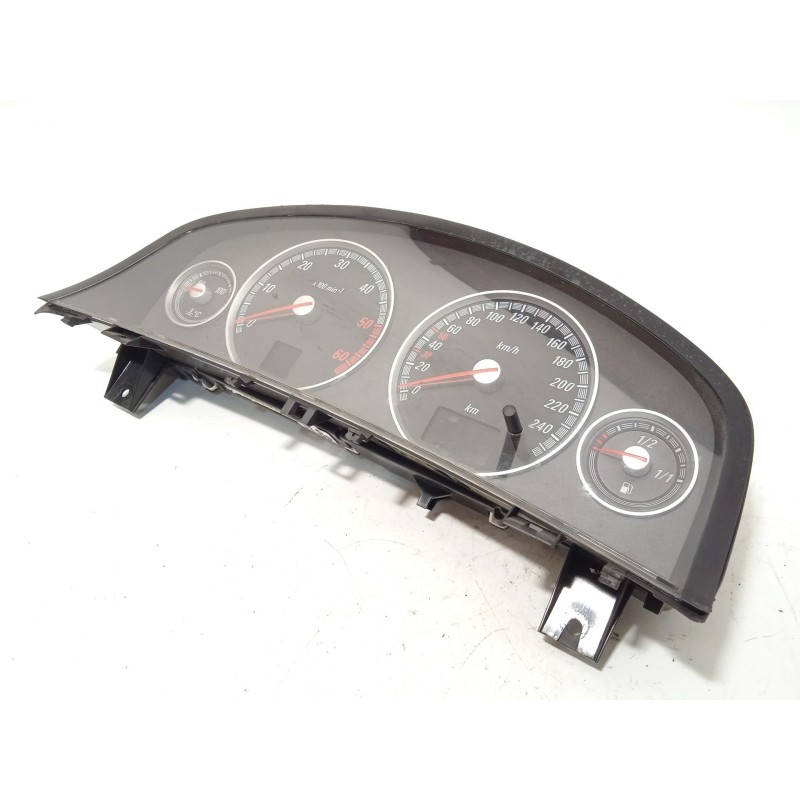 Recambio de cuadro instrumentos para opel vectra c (z02) 2.2 dti 16v (f69) referencia OEM IAM 13144741  