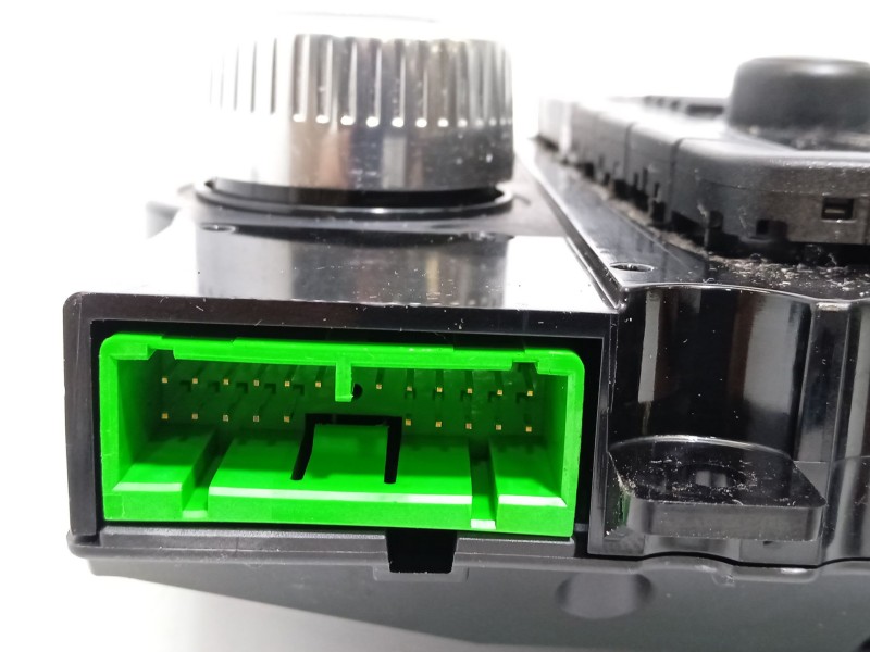 Recambio de mando calefaccion / aire acondicionado para volvo xc60 2.4 diesel cat referencia OEM IAM 31443425  24346111