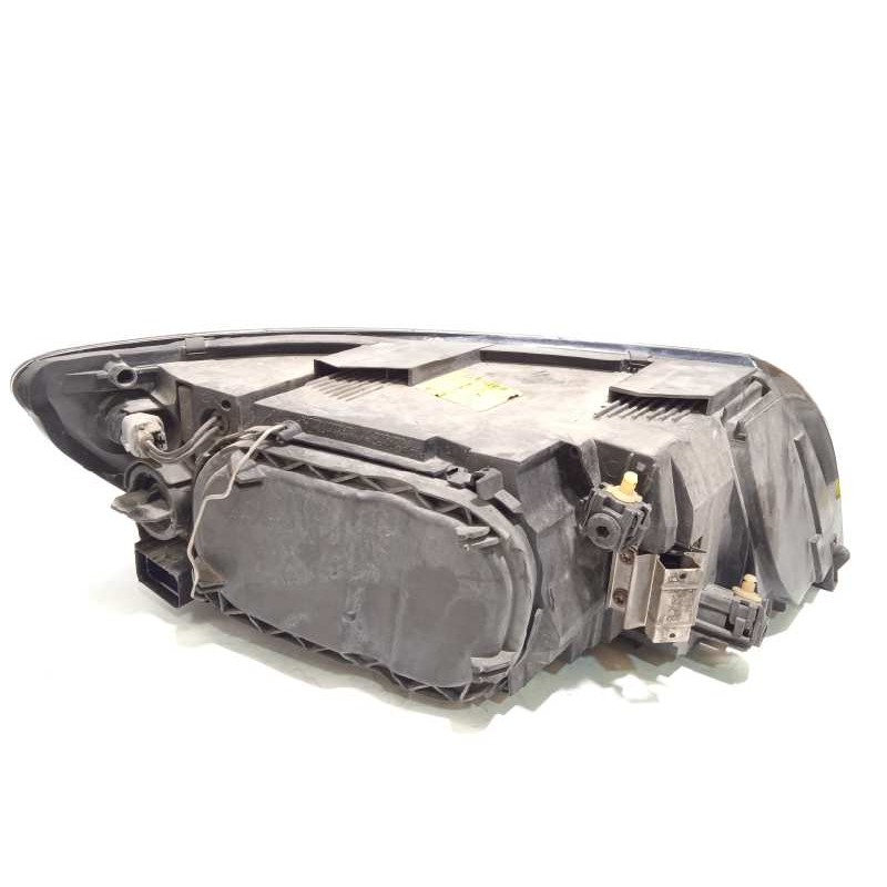 Recambio de faro izquierdo para volvo s40 berlina 1.6 diesel cat referencia OEM IAM 30698873  0301198201