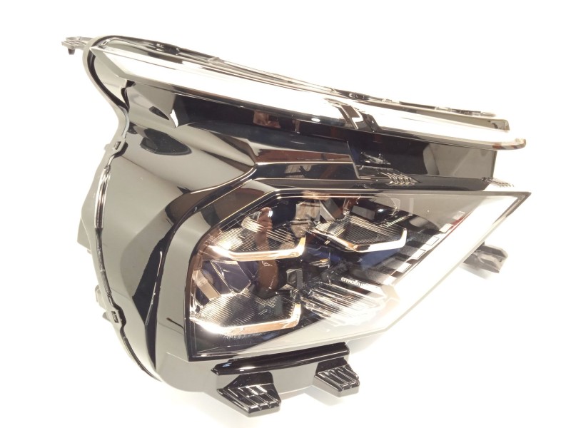 Recambio de faro derecho para citroën c4 iii 1.2 referencia OEM IAM 9830649280  