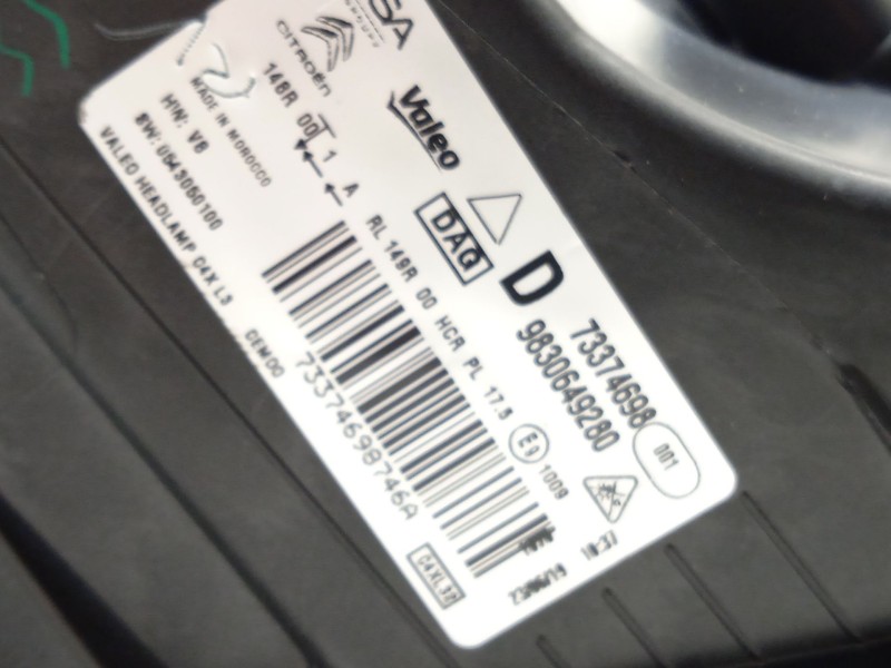 Recambio de faro derecho para citroën c4 iii 1.2 referencia OEM IAM 9830649280  
