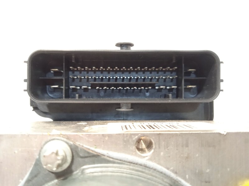 Recambio de abs para volvo xc 40 business plus awd referencia OEM IAM 31445742 2265106582 269893