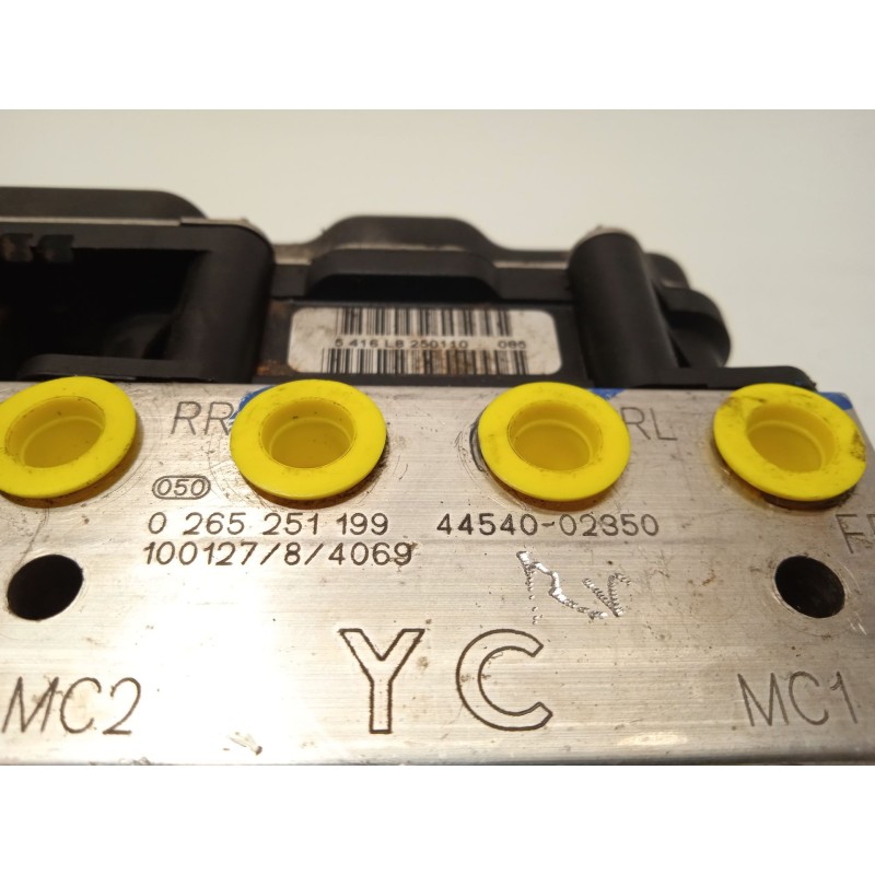 Recambio de abs para toyota auris active referencia OEM IAM 4454002350 0265951659 0265251199