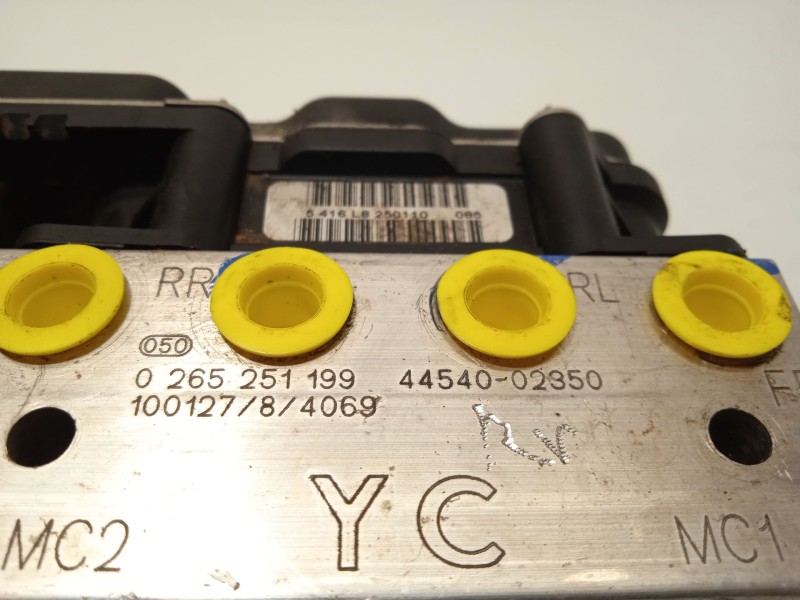Recambio de abs para toyota auris active referencia OEM IAM 4454002350 0265951659 0265251199