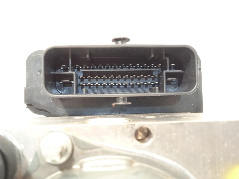 Recambio de abs para renault kadjar limited referencia OEM IAM 476608240R 0265956527 269829