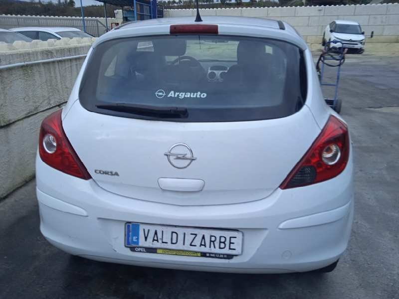 opel corsa d (s07) del año 2009