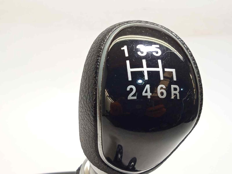 Recambio de palanca cambio para ford fiesta vii (hj, hf) 1.5 tdci referencia OEM IAM H1BR7C453EAE  2499396