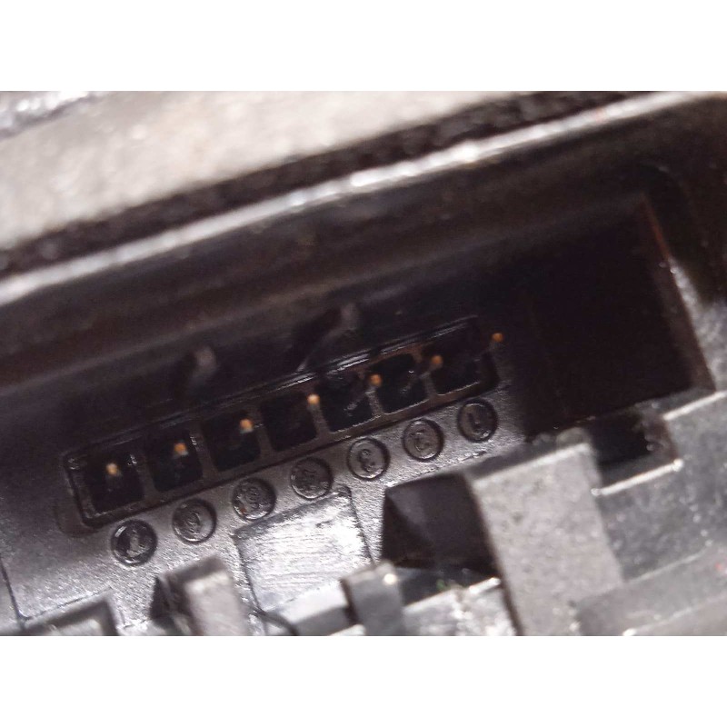 Recambio de cerradura puerta trasera derecha para skoda fabia iii (nj3) 1.2 tsi referencia OEM IAM 6V0839015A  