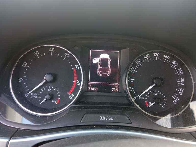 Recambio de cuadro instrumentos para skoda fabia iii (nj3) 1.2 tsi referencia OEM IAM 6V0920740  A2C91272000