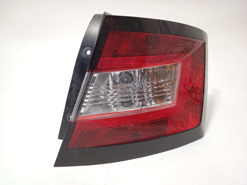 Recambio de piloto trasero derecho para skoda fabia iii (nj3) 1.2 tsi referencia OEM IAM 6V6945096  