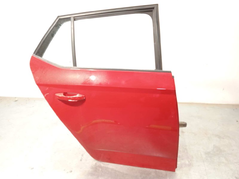 Recambio de puerta trasera derecha para skoda fabia iii (nj3) 1.2 tsi referencia OEM IAM 6V6833056A  