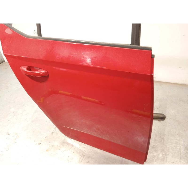 Recambio de puerta trasera derecha para skoda fabia iii (nj3) 1.2 tsi referencia OEM IAM 6V6833056A  