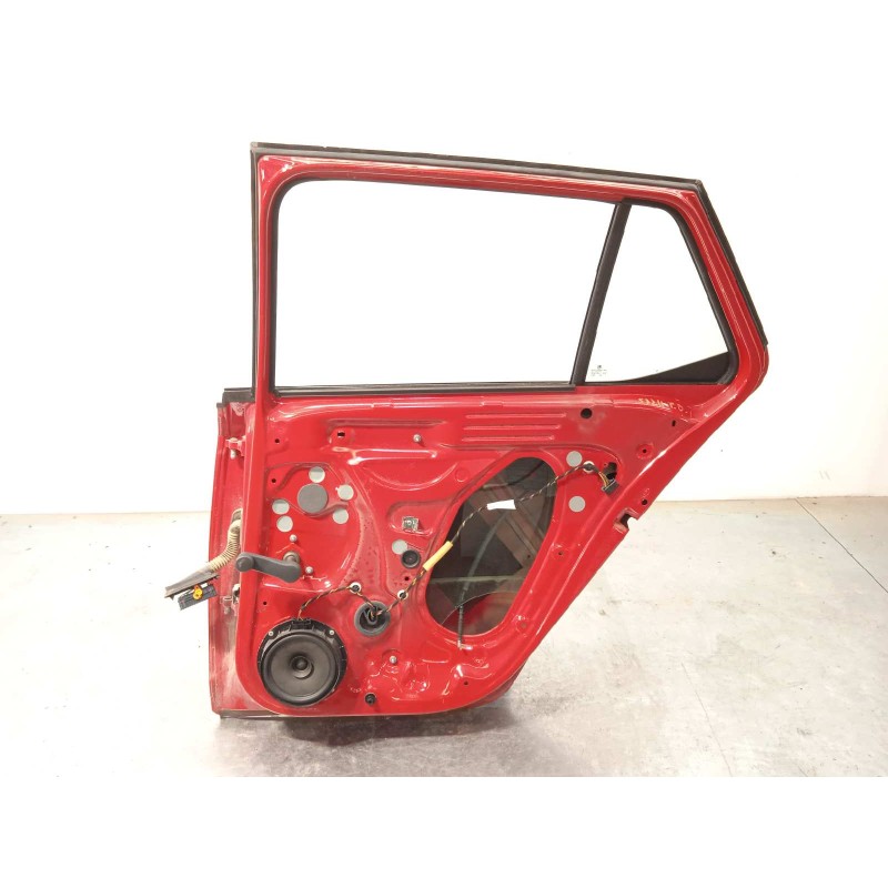 Recambio de puerta trasera derecha para skoda fabia iii (nj3) 1.2 tsi referencia OEM IAM 6V6833056A  