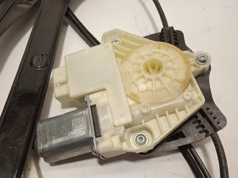 Recambio de elevalunas delantero izquierdo para skoda fabia iii (nj3) 1.2 tsi referencia OEM IAM 5JA959811K  6V0837461