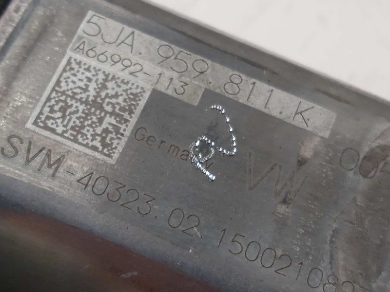 Recambio de elevalunas delantero izquierdo para skoda fabia iii (nj3) 1.2 tsi referencia OEM IAM 5JA959811K  6V0837461