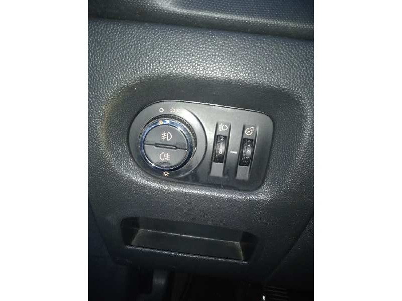 opel corsa d (s07) del año 2011