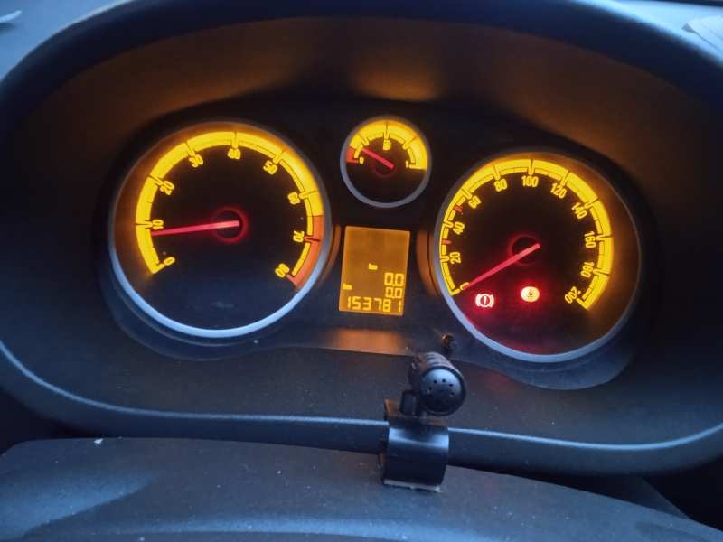 opel corsa d (s07) del año 2011