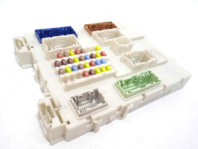 Recambio de caja reles / fusibles para ford kuga ii (dm2) 2.0 tdci referencia OEM IAM F1DT14A073PH  