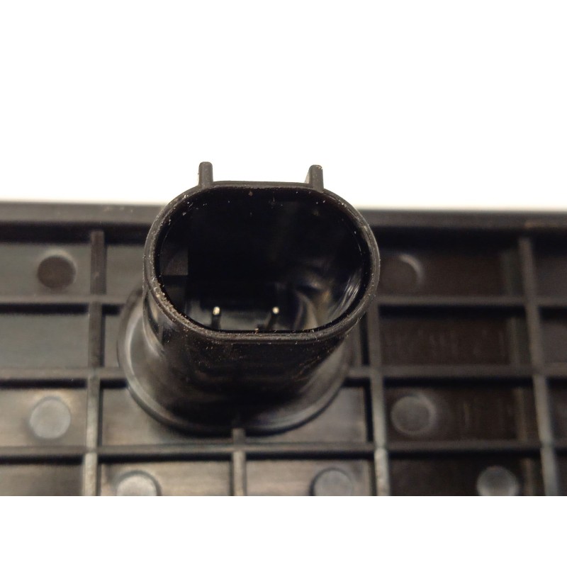 Recambio de maneta exterior porton para tesla model 3 (5yj3) ev referencia OEM IAM NOREF  