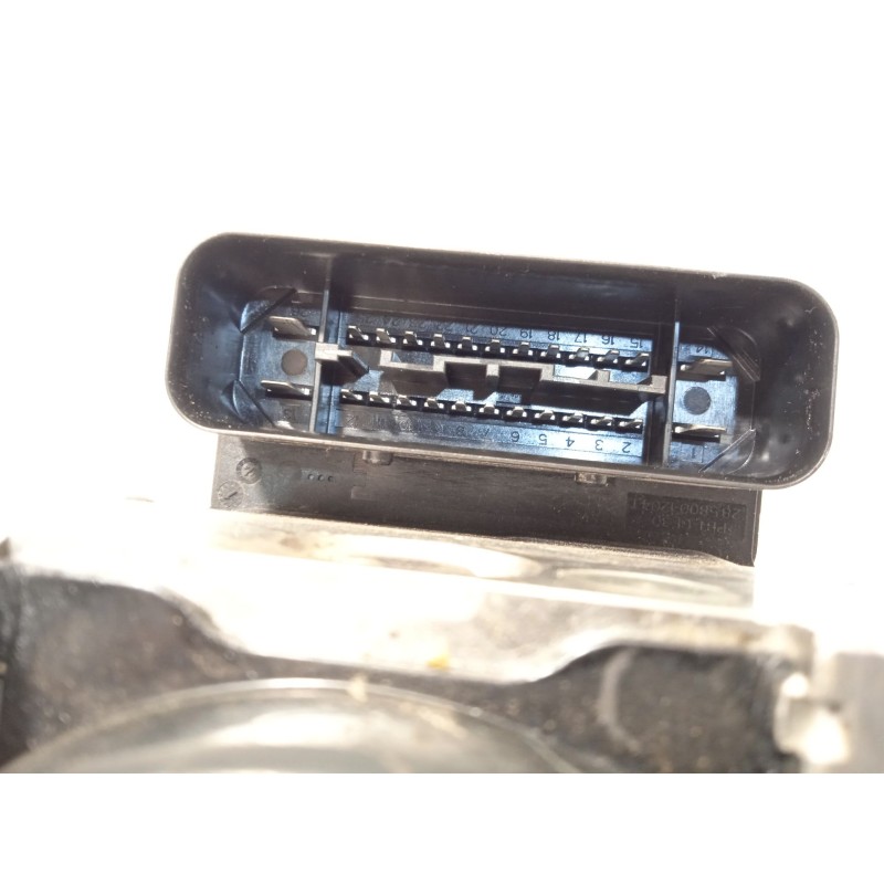 Recambio de abs para toyota yaris active referencia OEM IAM 445400D030 895410D270 06210232454