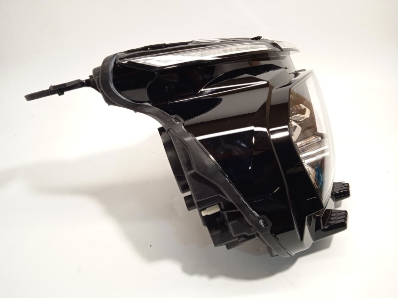 Recambio de faro derecho para citroën c4 iii 1.2 referencia OEM IAM 9830649280  73374698