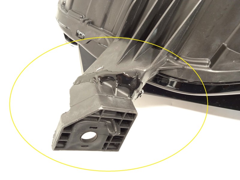 Recambio de faro derecho para citroën c4 iii 1.2 referencia OEM IAM 9830649280  73374698