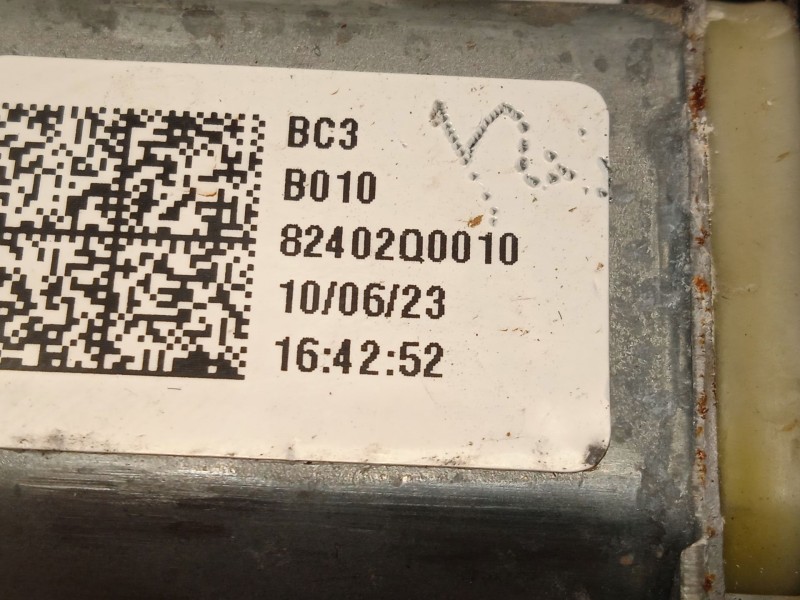 Recambio de elevalunas delantero derecho para hyundai bayon (bc3) 1.2 mpi referencia OEM IAM 82460Q0000 82402Q0010 
