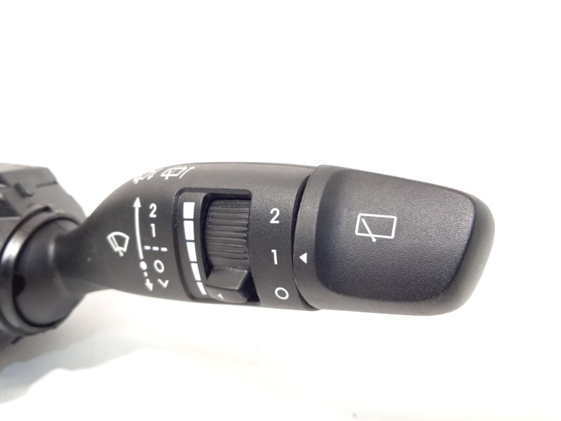 Recambio de mando intermitentes para hyundai bayon (bc3) 1.2 mpi referencia OEM IAM 93404Q0850  