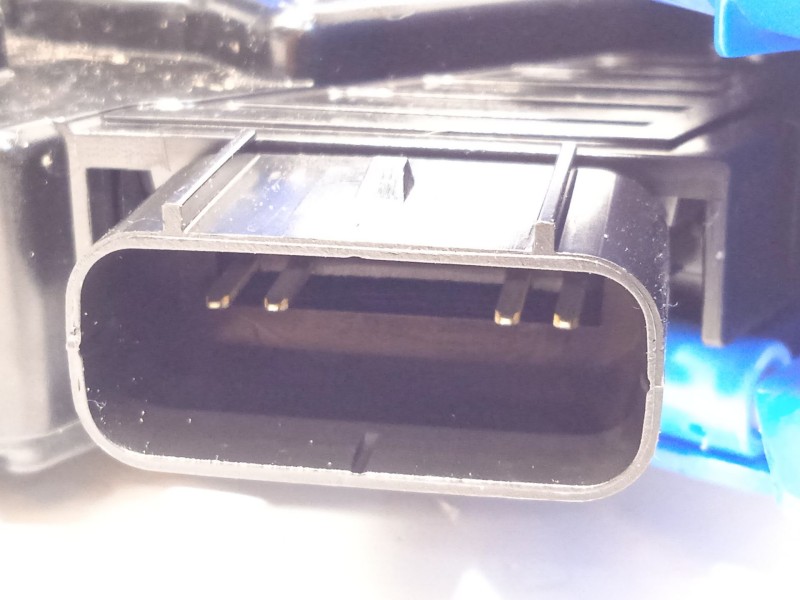 Recambio de cerradura puerta delantera derecha para hyundai bayon (bc3) 1.2 mpi referencia OEM IAM 81320Q0010  