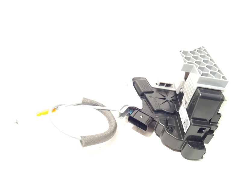 Recambio de cerradura puerta trasera izquierda para hyundai bayon (bc3) 1.2 mpi referencia OEM IAM 81410Q0400  