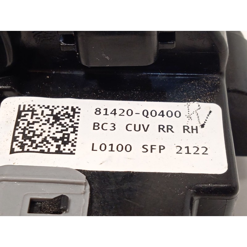 Recambio de cerradura puerta trasera derecha para hyundai bayon (bc3) 1.2 mpi referencia OEM IAM 81420Q0400  