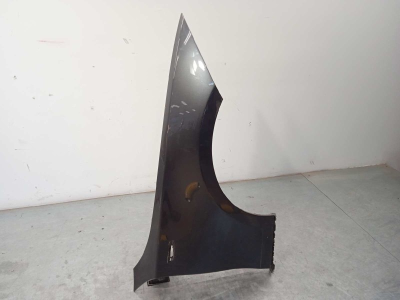 Recambio de aleta delantera derecha para bmw serie 1 berlina (e81/e87) 116i referencia OEM IAM 41357133228  