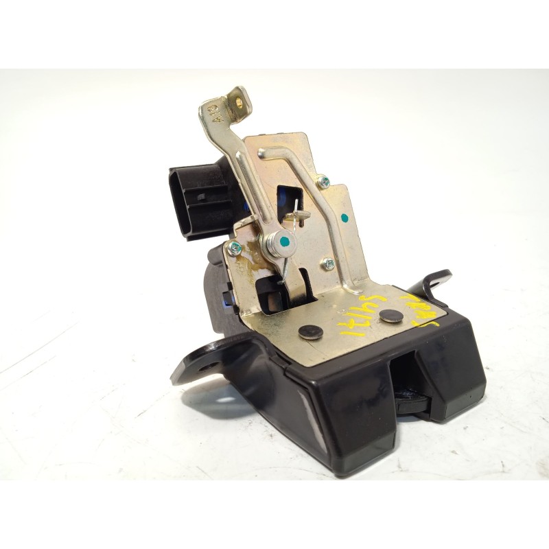 Recambio de cerradura maletero / porton para hyundai bayon (bc3) 1.2 mpi referencia OEM IAM 81800Q0500  