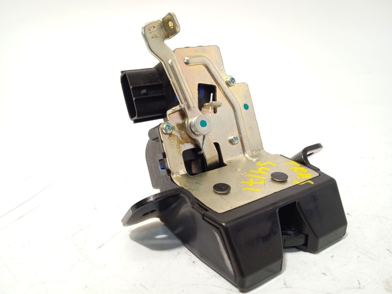 Recambio de cerradura maletero / porton para hyundai bayon (bc3) 1.2 mpi referencia OEM IAM 81800Q0500  