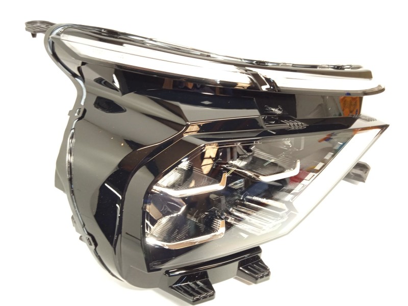 Recambio de faro derecho para citroën c4 iii 1.2 referencia OEM IAM 9830649280  73374698
